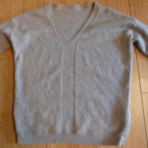 Cashmere boutique sweater runway quality v neck 5''side zippers  quality  xL